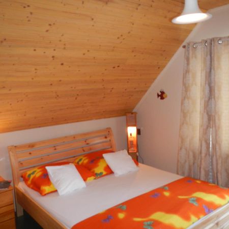 Balatonalmádi Vakacio Apartman מראה חיצוני תמונה