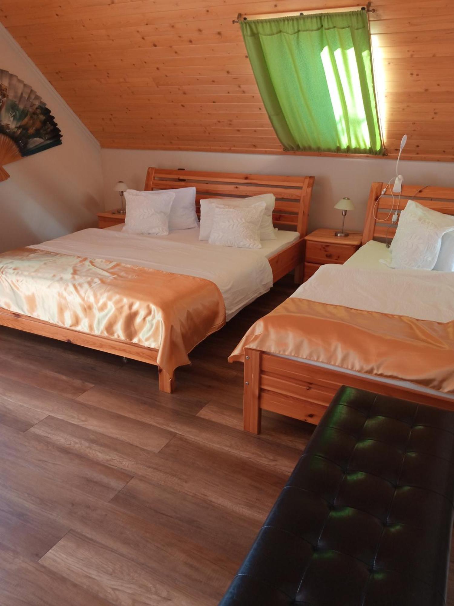 Balatonalmádi Vakacio Apartman מראה חיצוני תמונה