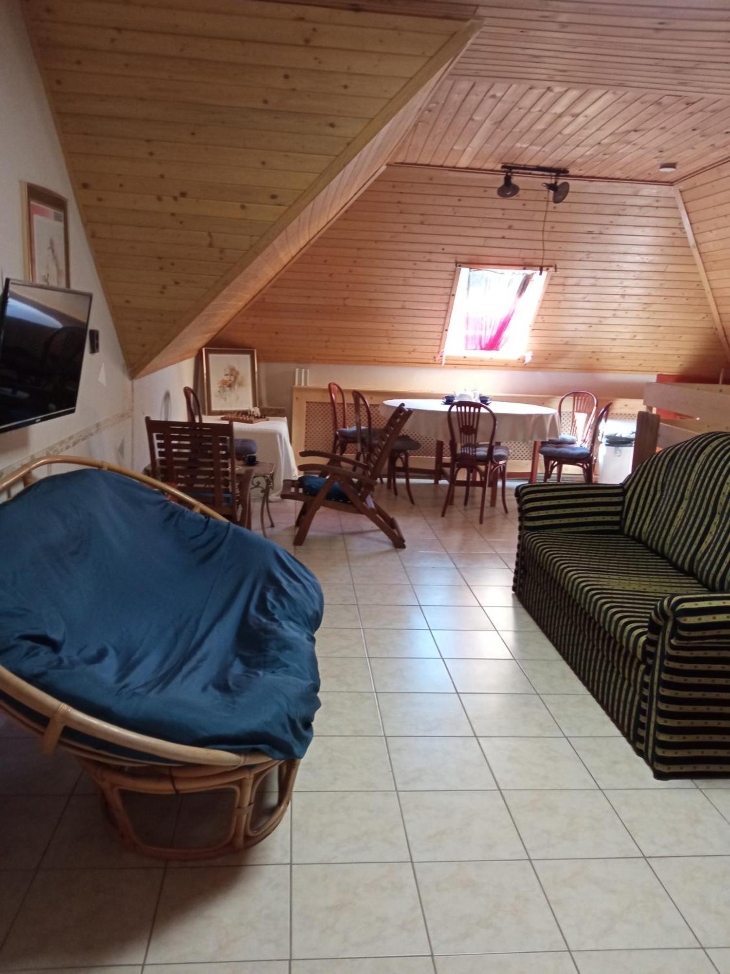 Balatonalmádi Vakacio Apartman מראה חיצוני תמונה