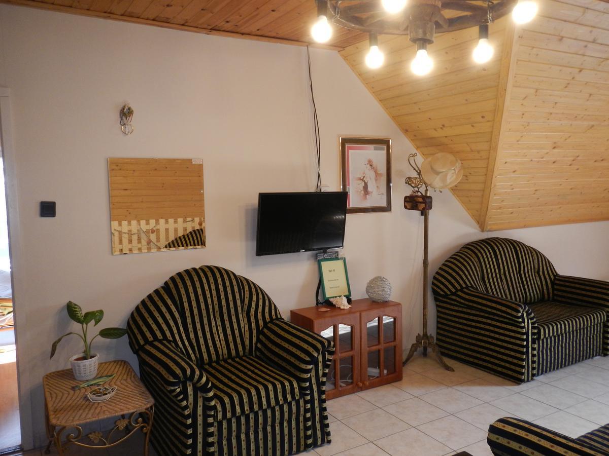 Balatonalmádi Vakacio Apartman מראה חיצוני תמונה