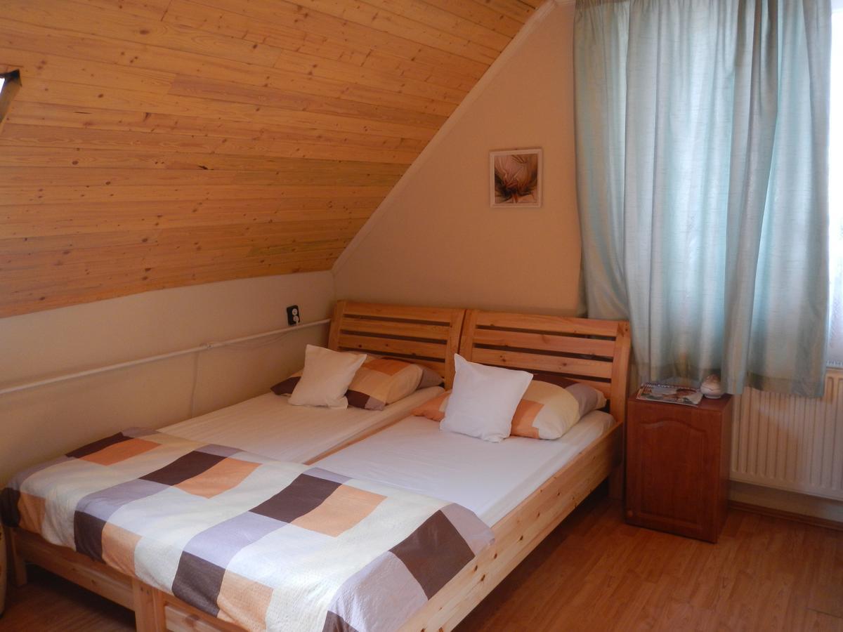 Balatonalmádi Vakacio Apartman מראה חיצוני תמונה